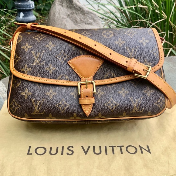 💯 Authentic Louis Vuitton Monogram Sologne *W/DUST BAG* ❤️ Beautiful Condition - Picture 1 of 16